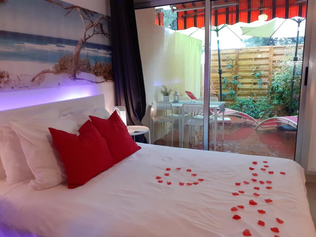 Le Bijou Appartement Avec Jacuzzi Et Sauna Privatif Terrasse Plein Sud Clim Parking Privatif 邦多勒 外观 照片